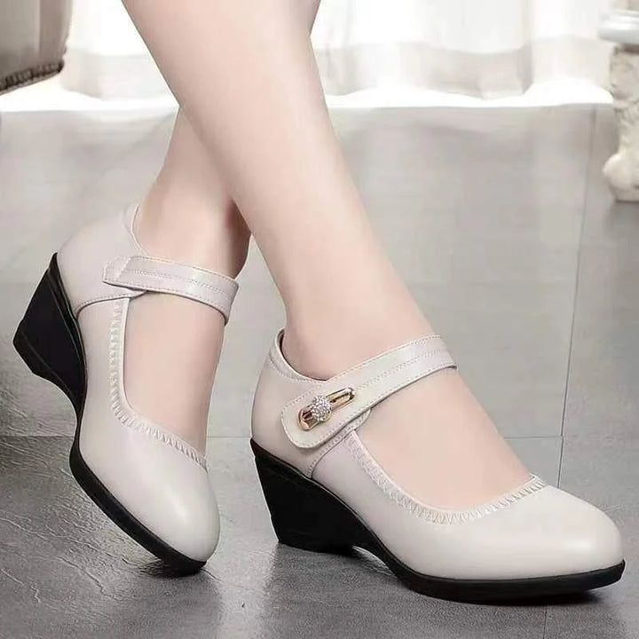 Lydora™ Mid-Heel Comfort Shoes