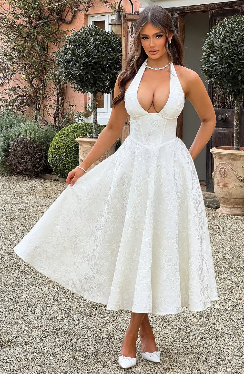 Ara™ Elegant Midi Dress with Halter Neckline