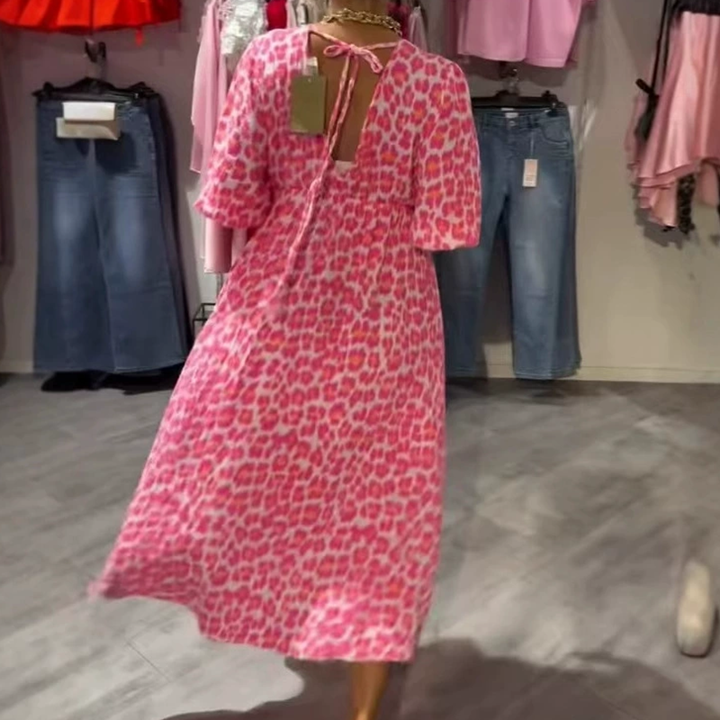 Avenia™ dress with V-neck and print