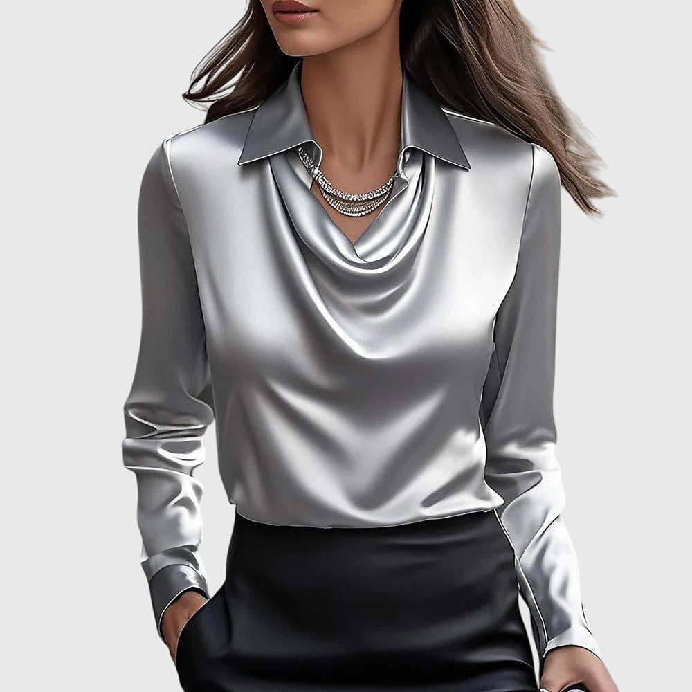 Avina™ blouse met glanzend geplooid detail