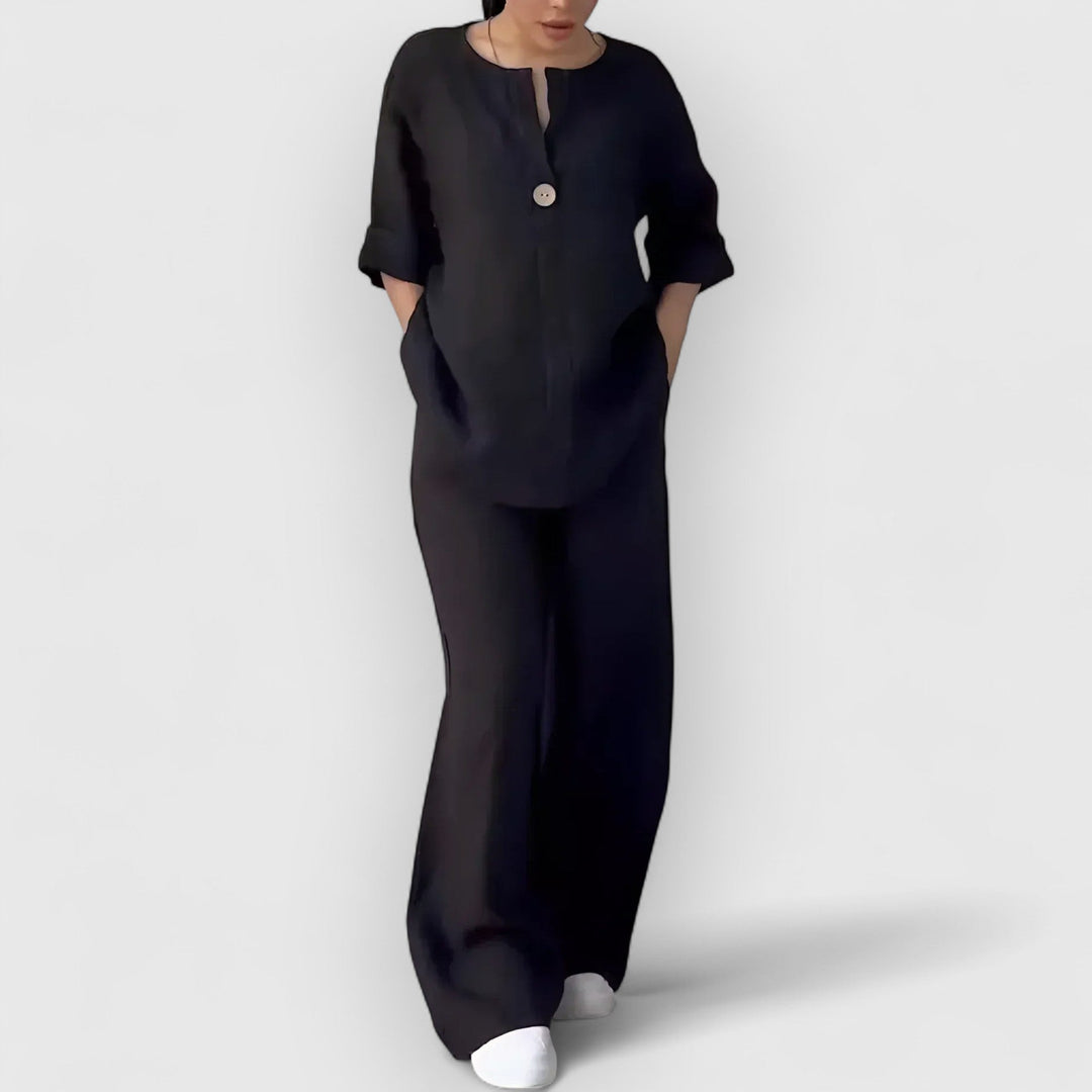 Caleno™ two-piece set with summery flair