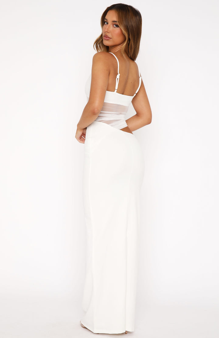 Celie™ Feminines Maxi Dress with Flowing Silhouette