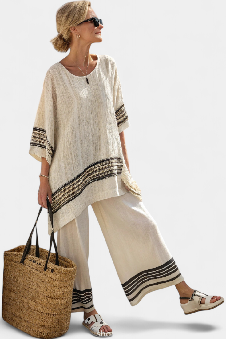 Elira™ two-piece set with stripes and oversize look