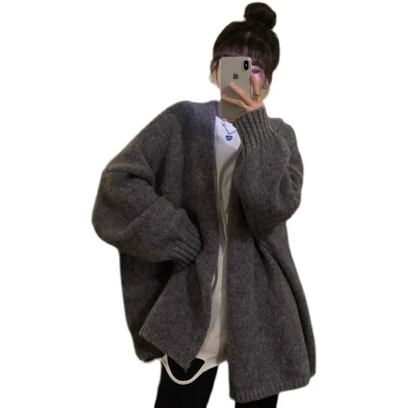 Travenor™ Classic Knit Cardigan