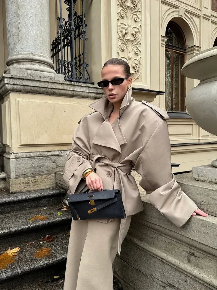 Zirvion™ Windbreaker Chic Coat