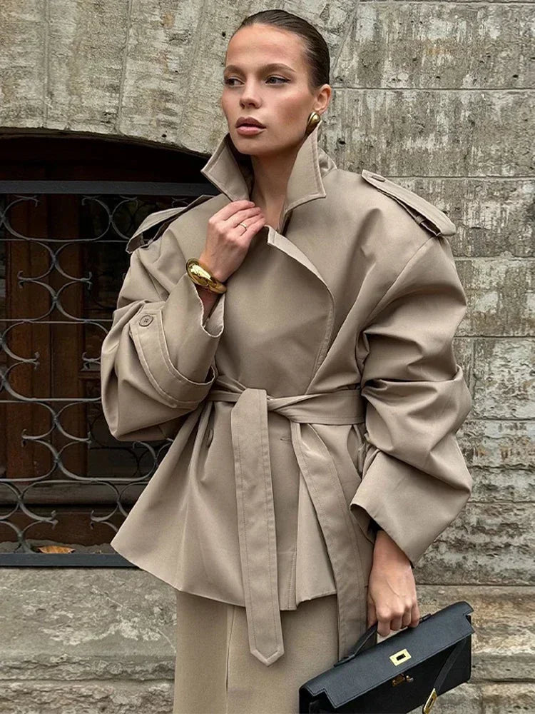 Zirvion™ Windbreaker Chic Coat