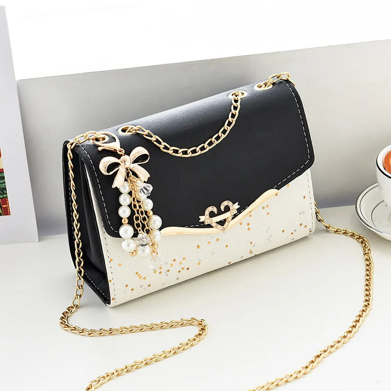Tavro™ Pendant Chain Bag
