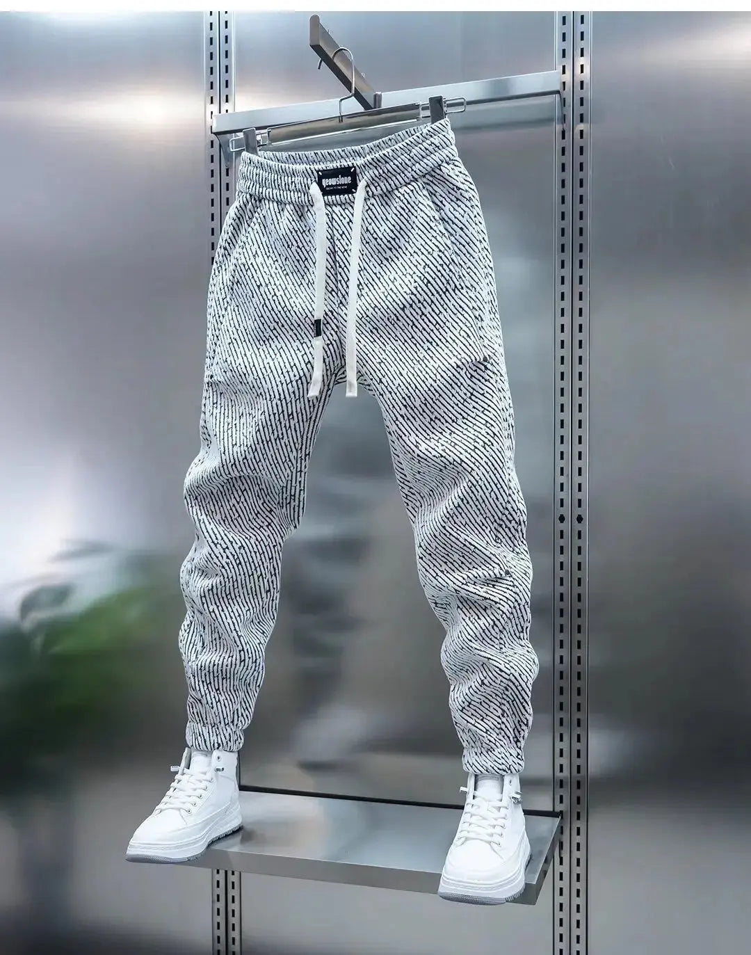 Sami™ patterned pants in a casual cut