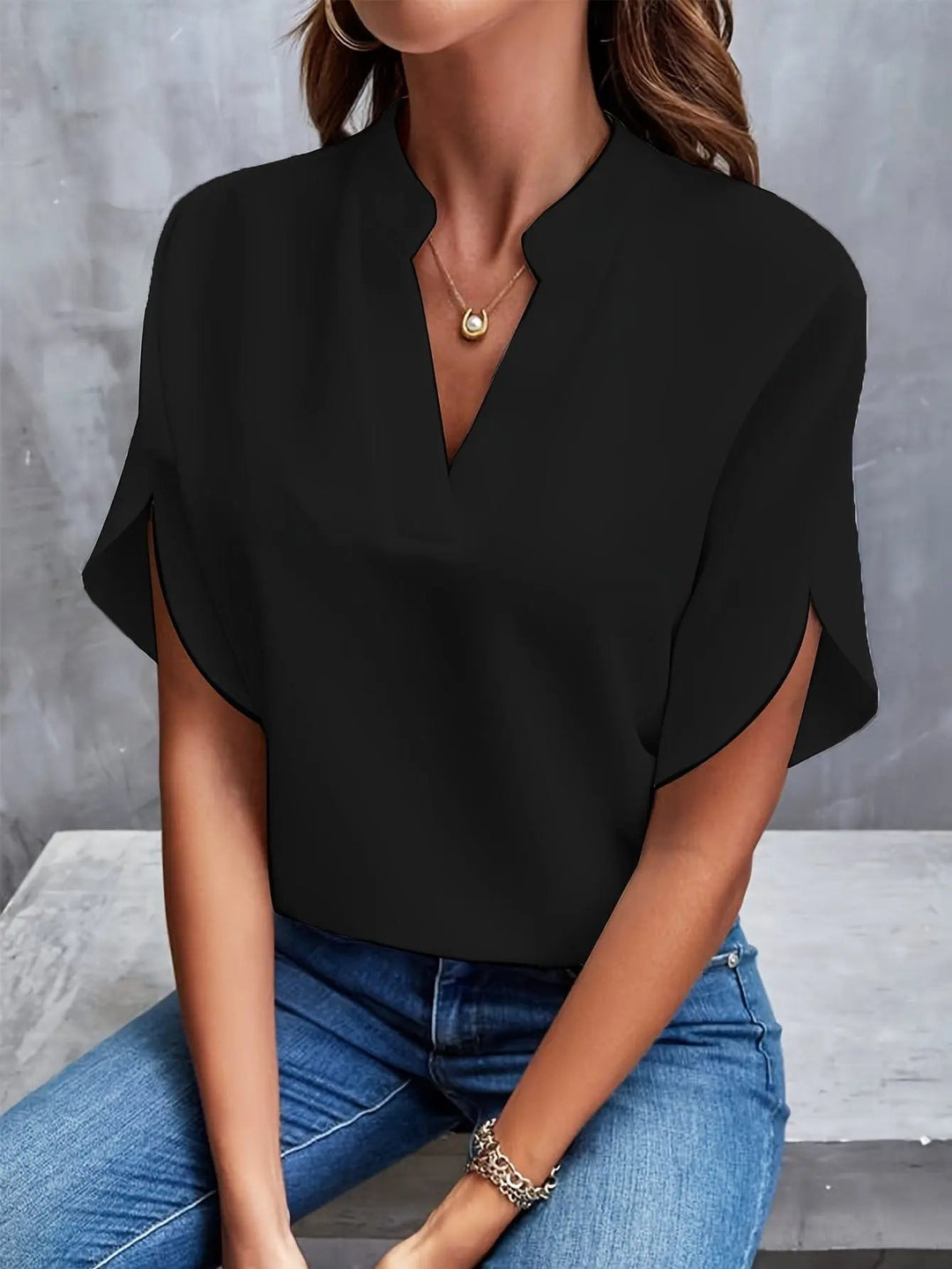 Tessa™ classic women's blouse