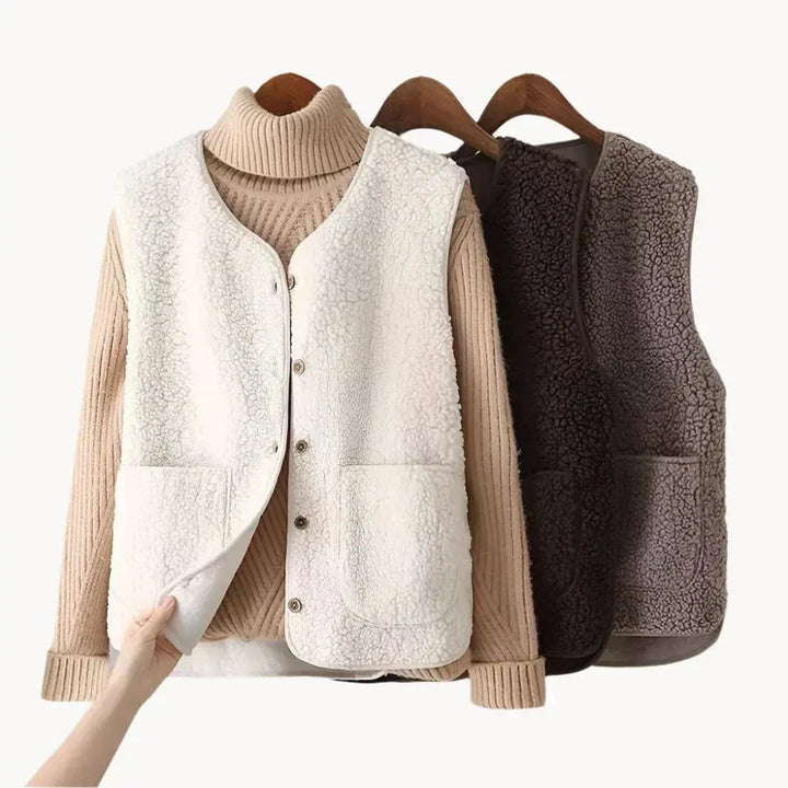 Viola™ fleece vest with pockets