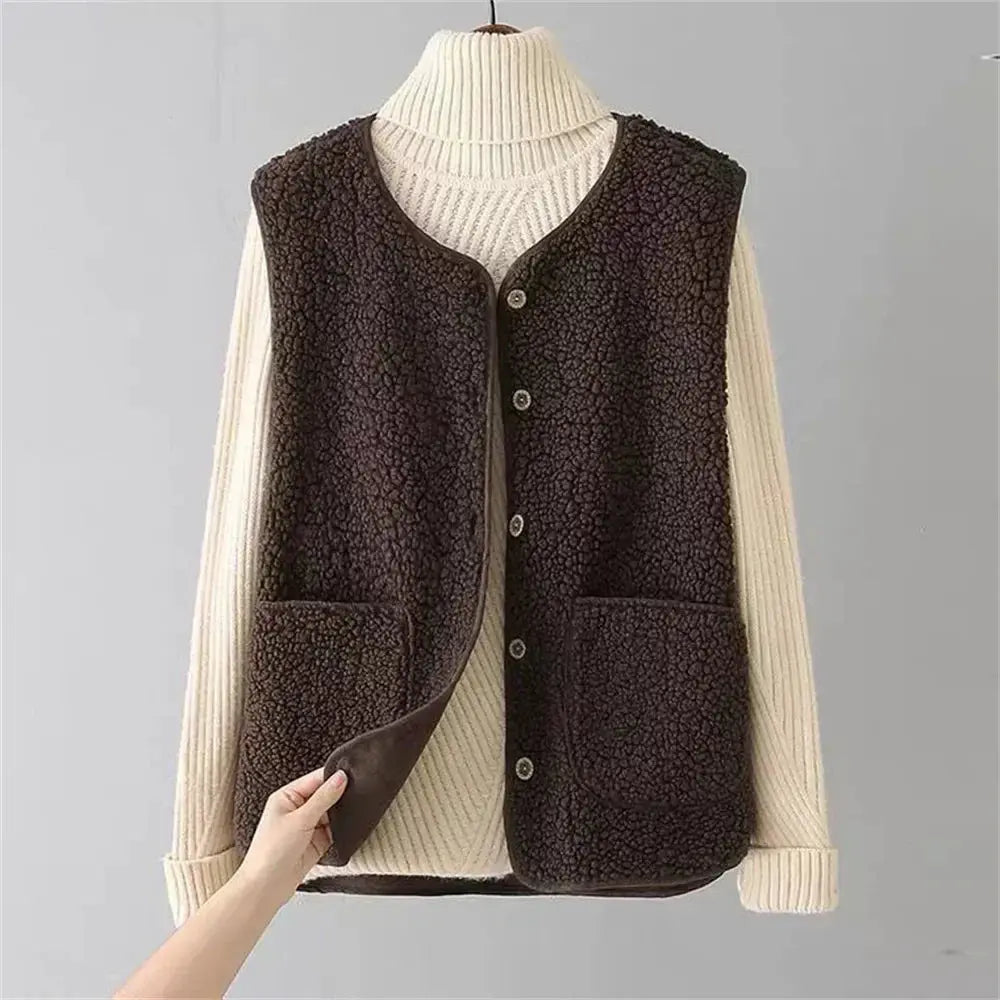 Viola™ fleece vest with pockets