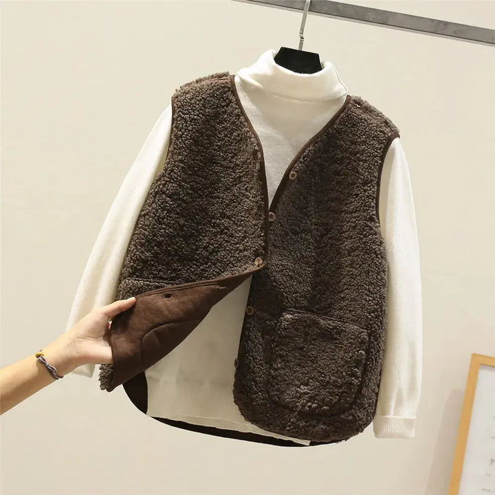 Viola™ fleece vest with pockets