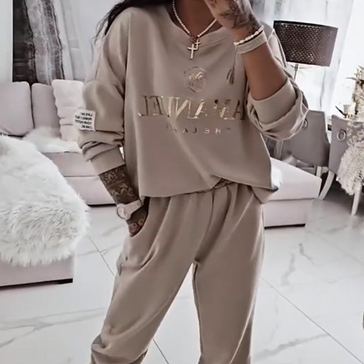 Travielis™ Elegant Two-Piece Set